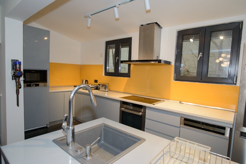 Alba Iulia, Unirii, inchiriere apartament 2 camere cu terasa.