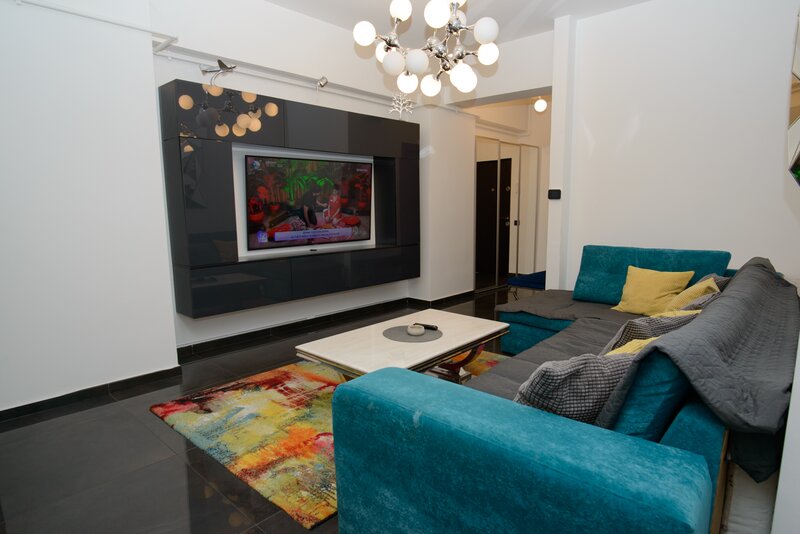 Alba Iulia, Unirii, inchiriere apartament 2 camere cu terasa.